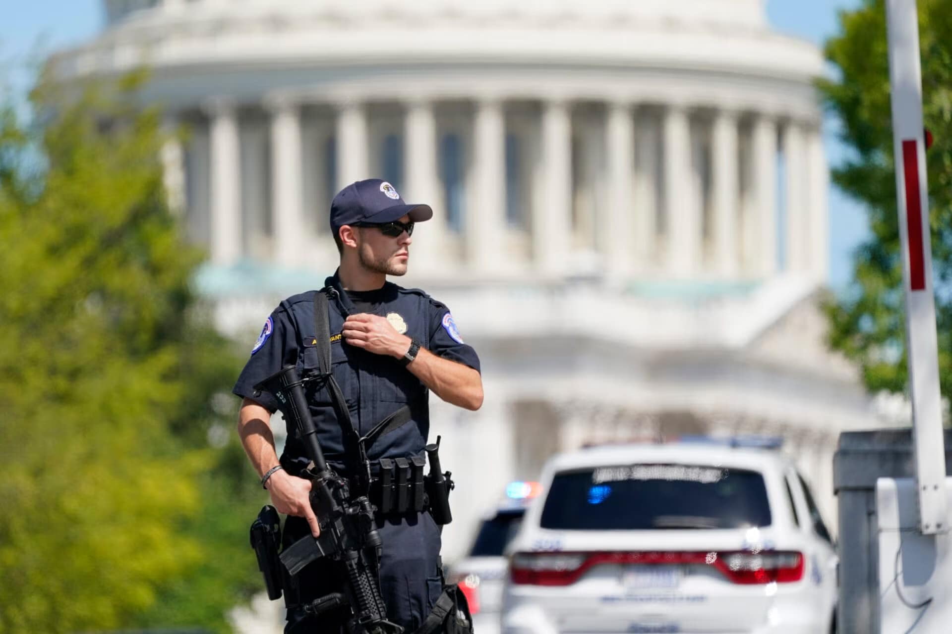 Capitol-Police_AP21231561568289